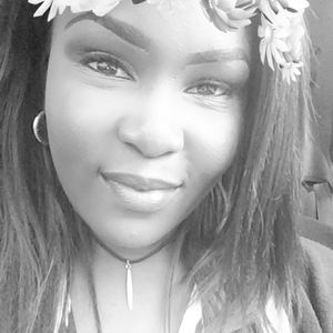 Meet your Posher, Clementina